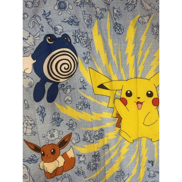 1998 Nintendo Pokemon Comforter 74.5" x 88" Pikachu Charmander - Picture 2 of 10